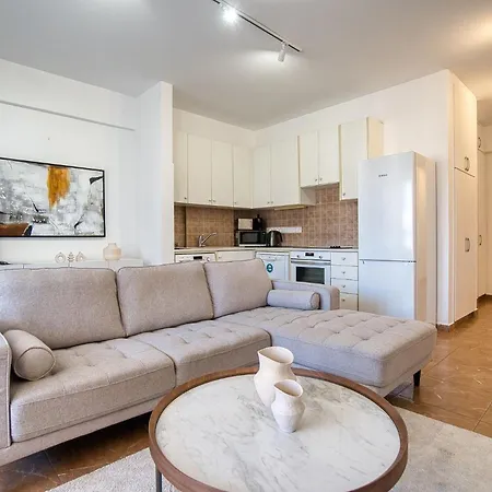 Apartment Queen Gardens 212 Paphos